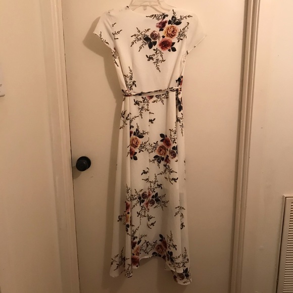 ✨ floral wrap dress - Picture 4 of 4